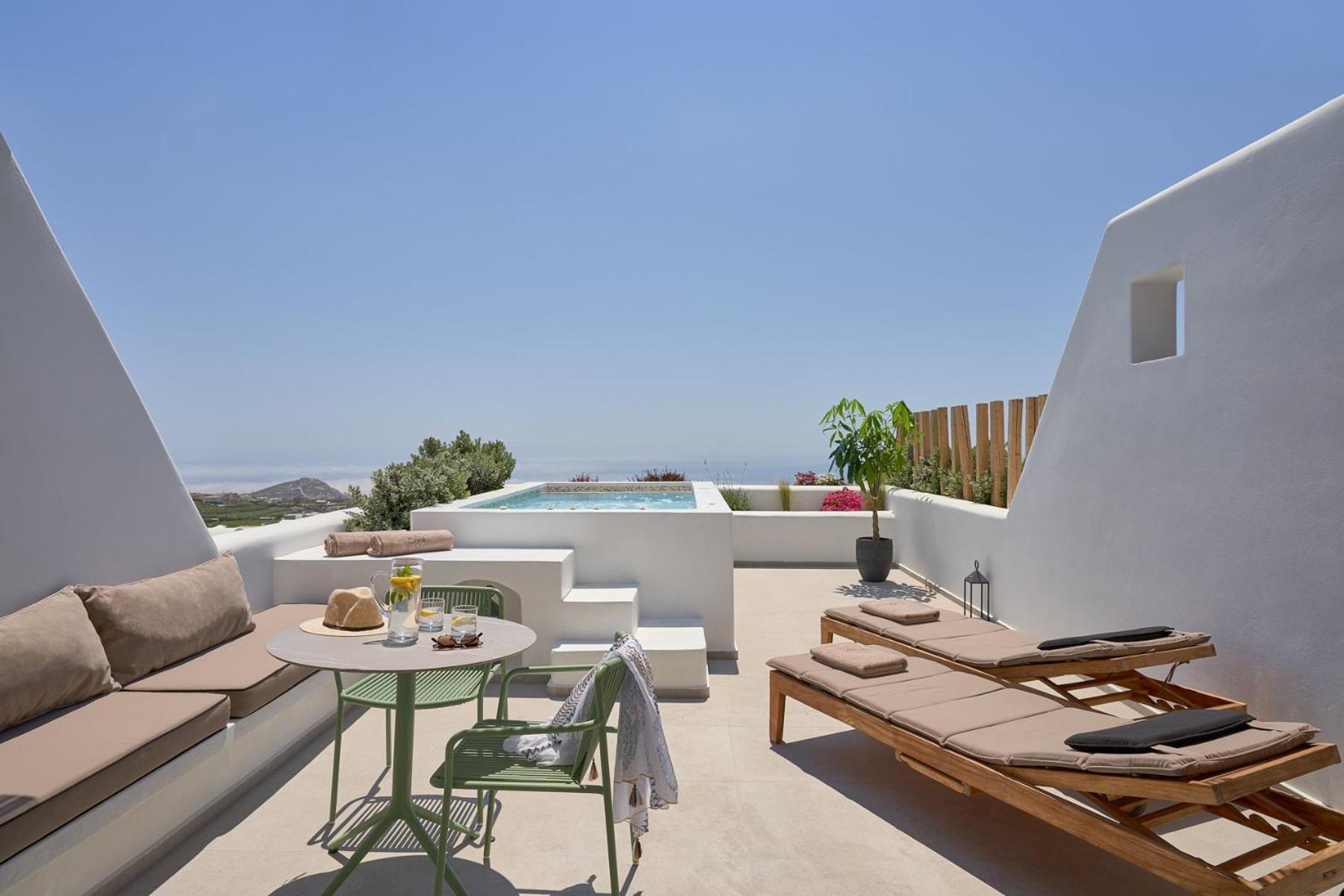 Alleys All-Suite Hotel & Spa Pýrgos Стая снимка