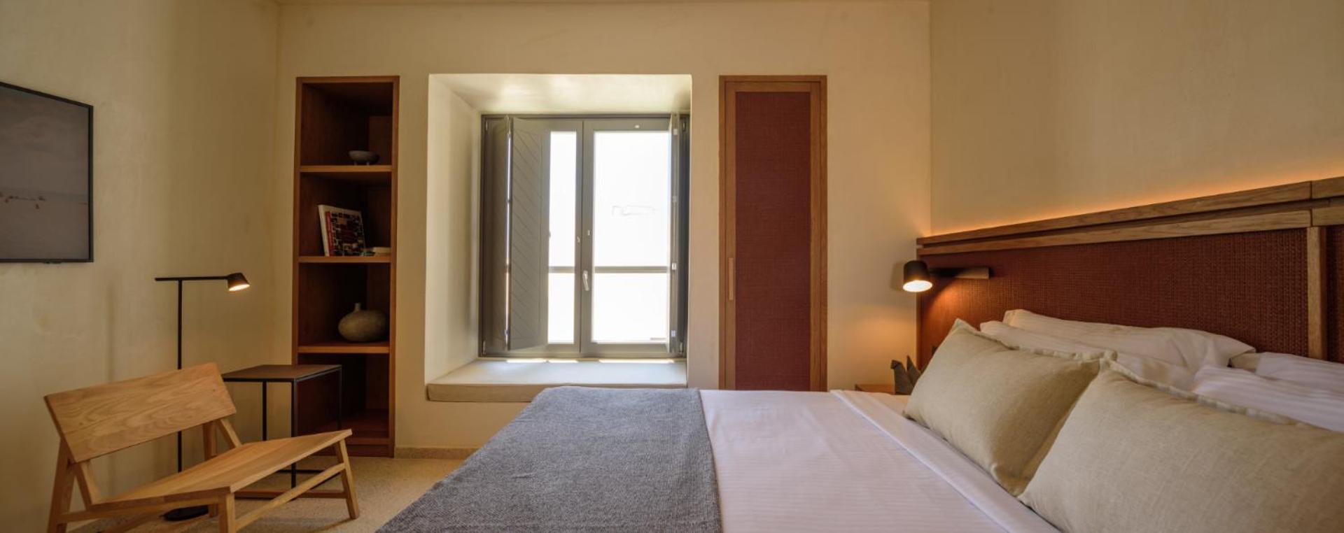 Alleys All-Suite Hotel & Spa Pýrgos Екстериор снимка